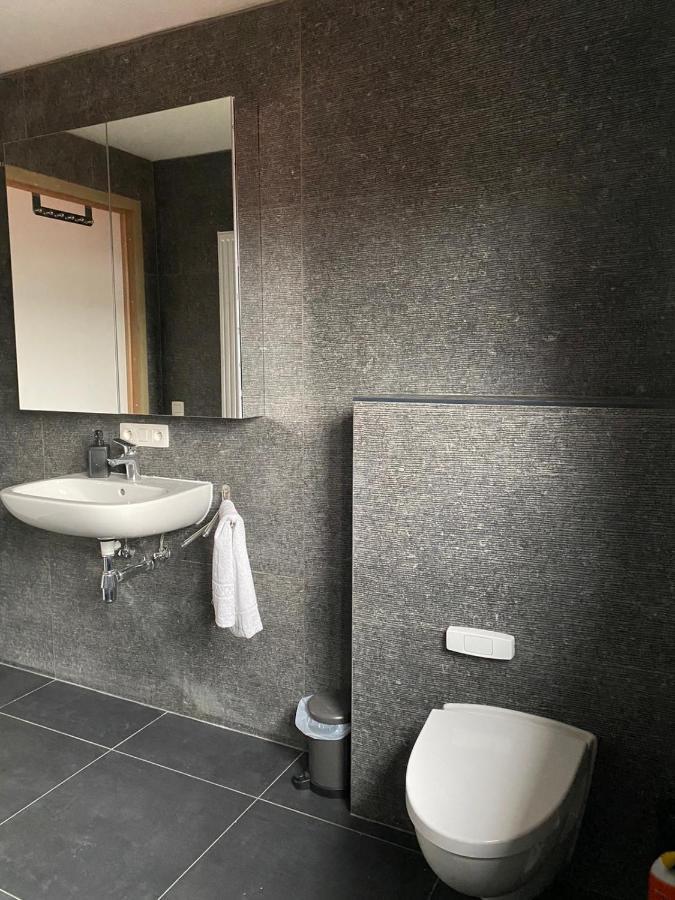 Feel At Home At This Homeawayfromhome Appt With A Stunning Water Canal View And Home Gym Ghent Luaran gambar
