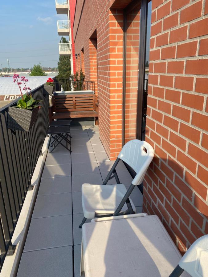 Feel At Home At This Homeawayfromhome Appt With A Stunning Water Canal View And Home Gym Ghent Luaran gambar